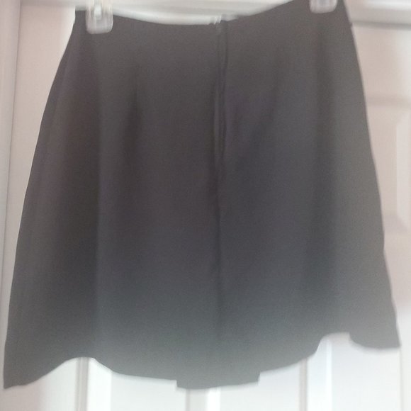 Black Flowy Mini Skirt - Picture 1 of 3